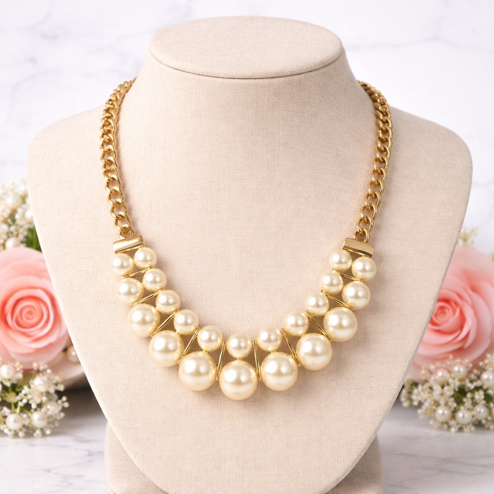 Shofel Bros. Chunky Large Faux Pearl Gold Tone Statement Necklace Vintage